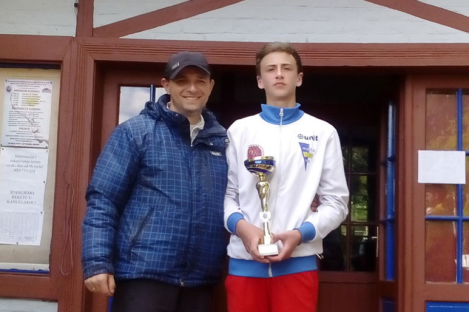 Oliver Sabo Rac pobednik Prvenstva Vojvodine u tenisu (U14)