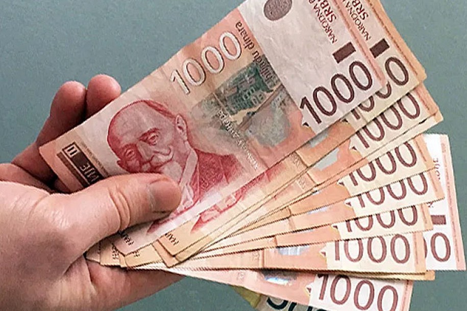 Počela isplata 100 evra penzionerima, građanima dostupan i kontakt centar
