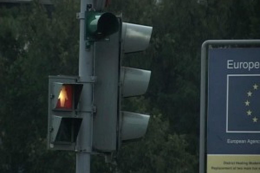 I usporava i zagađuje