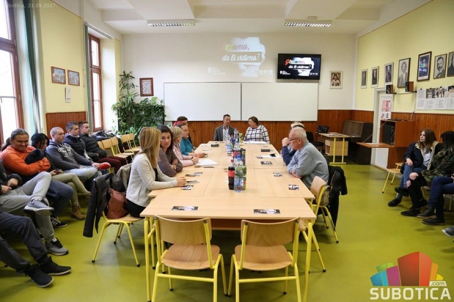 Održan okrugli sto "LGBT mladi i zlostavljanje u školama"