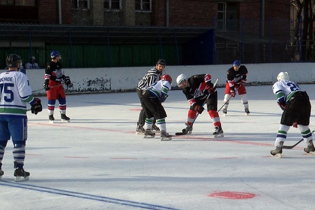 Hokej: Počinje XVII "Winter classic", učestvuje 15 ekipa iz šest država