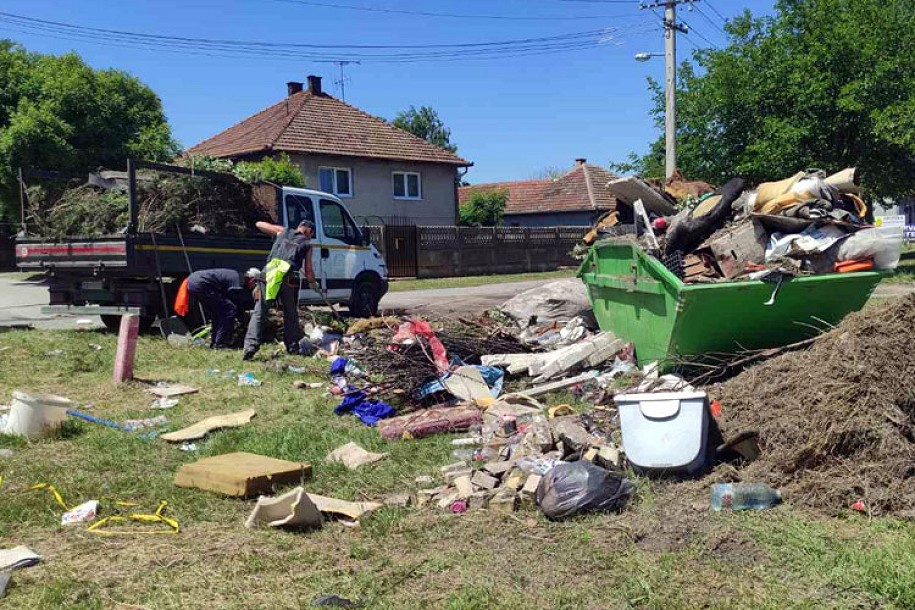 Završena prolećna akcija prikupljanja kabastog otpada, građani odložili oko 1.145 tona ove vrste otpada