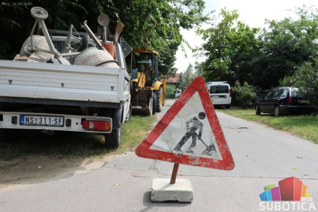 Više ulica na Paliću u narednih mesec dana zatvoreno zbog izgradnje kanalizacije