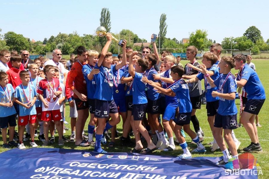 Završen Svesrpski fudbalski sabor na Paliću: Fudbal spojio decu iz sedam zemalja