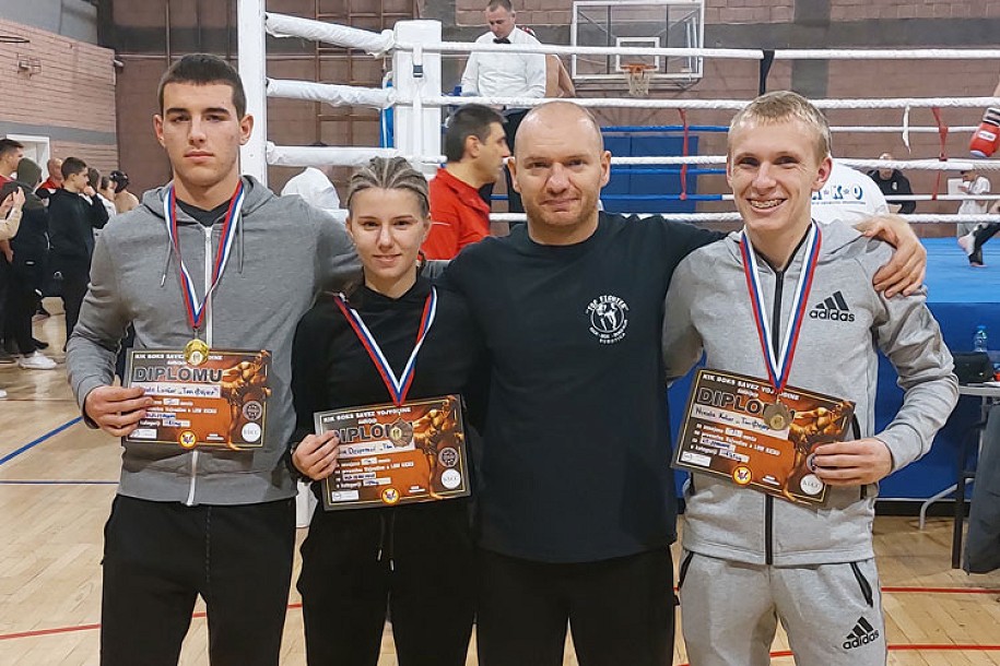 Kik boks: Lončar prvak Vojvodine, Kolar viceprvak, Despotovićeva bronzana