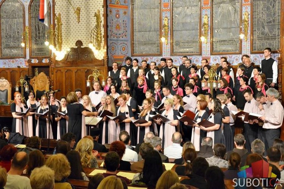 Crkveni hor „Sveti Roman Melod“ održao koncert za pomoć Aleksandru Šešliji