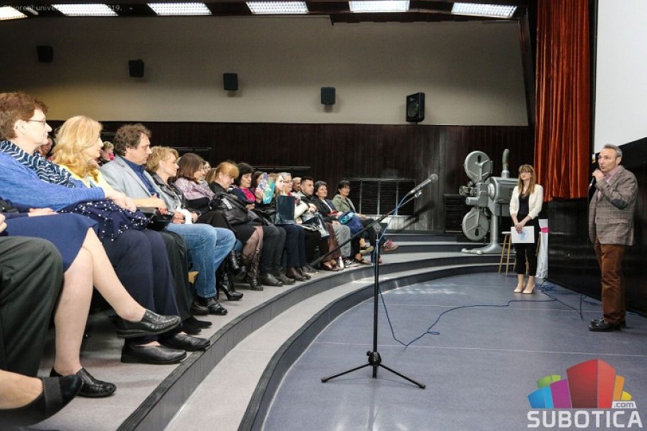 Hemijsko-tehnološka škola domaćin državnih takmičenja iz hemije i tekstilstva