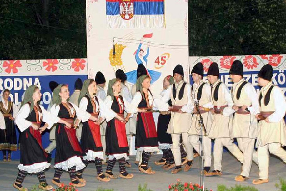 Smotra folklora u Bajmoku