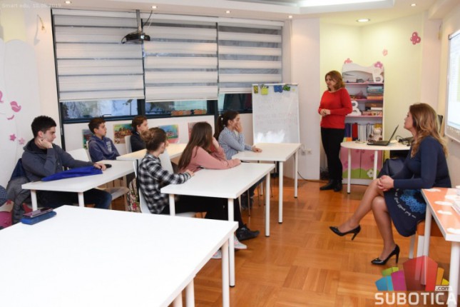 U toku upis na program brzog čitanja sa razumevanjem i tehnikama učenja