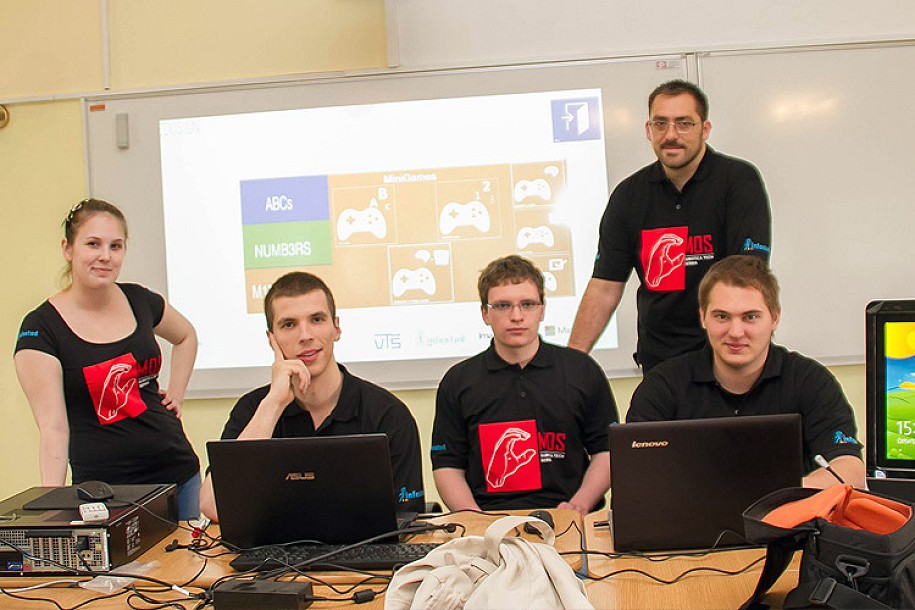 Studenti VTŠ dobitnici Mikrosoftovog prizanja na takmičenju "Imagine Cup 2014"