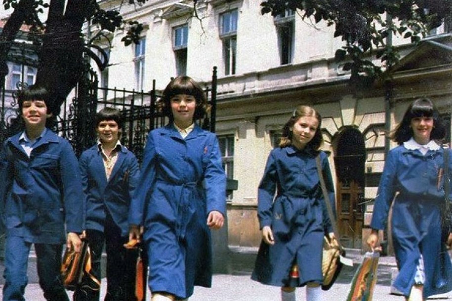 Ponovo uniforme u školama?