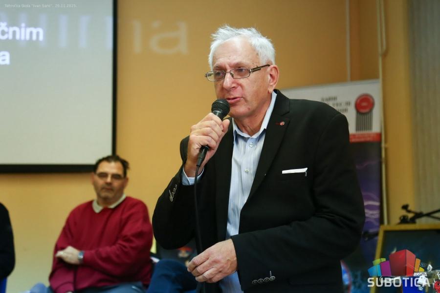 Održana tribina o budućnosti saobraćaja i električnim vozilima