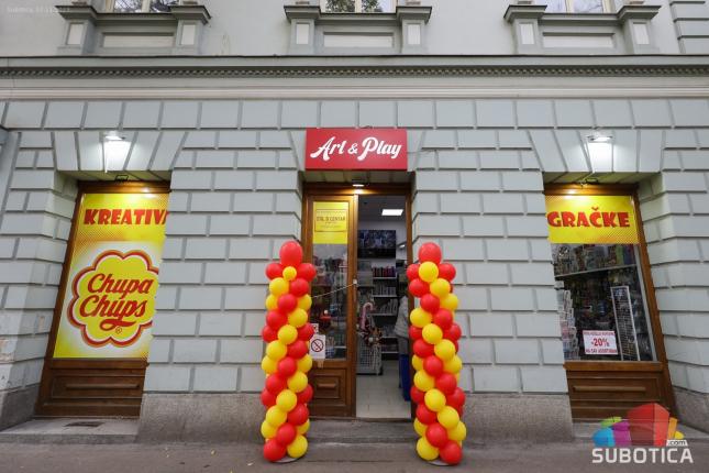 "Art&Play" - mesto gde stanuju kreativnost, igra i mašta