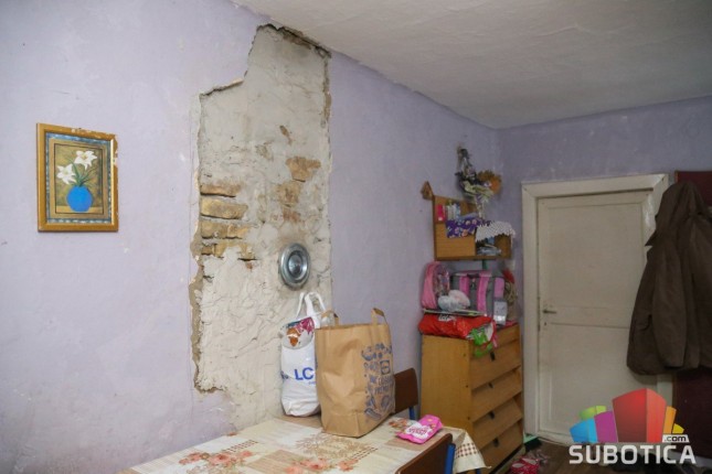 Skromna porodica Gabrić strahuje za svoje najmlađe