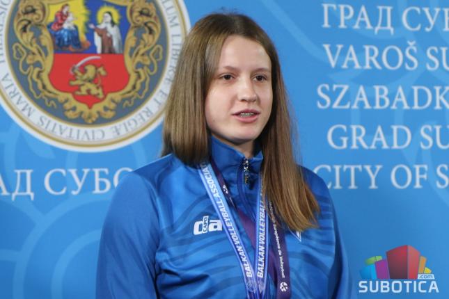 Odbojka: Elena Baić sa reprezentacijom niže odlične rezultate