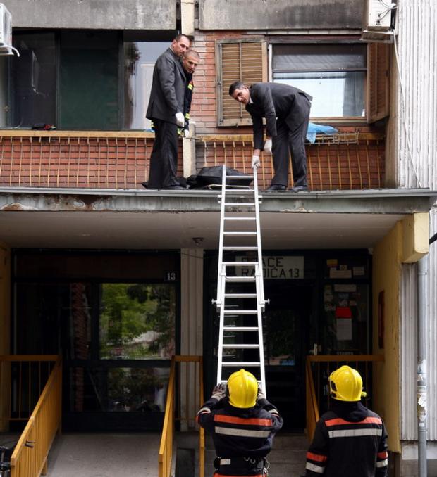 Samoubistvo u naselju "Tokio"