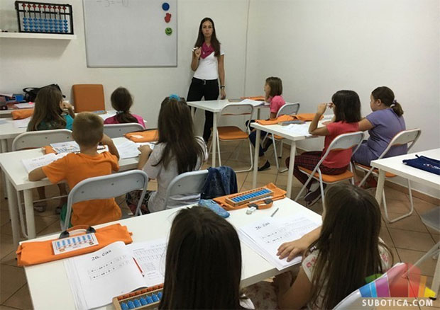 Svečana dodela diploma polaznicima kursa Mentalne aritmetike SuanPan