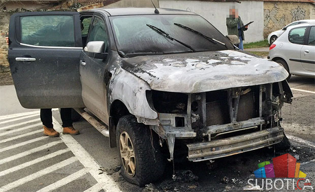 Zapaljen automobil u centru Subotice