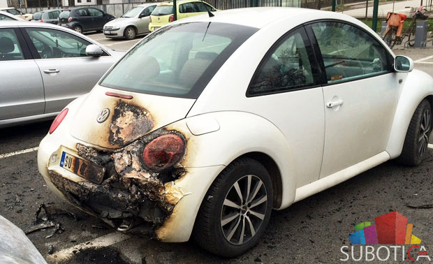 Zapaljen automobil u centru Subotice