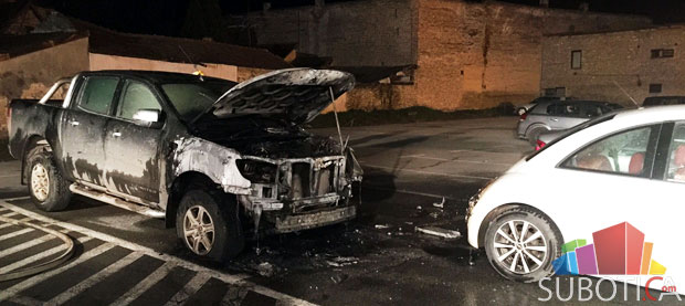 Zapaljen automobil u centru Subotice