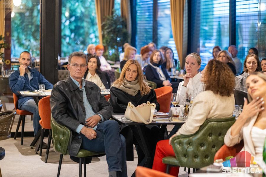 Veče humanosti na Paliću: Donatori ponovo uz Kolo srpskih sestara, za pomoć najpotrebnijima