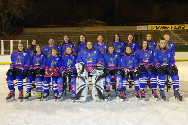 Hokej: Za istoriju - formirana prva kompletno ženska selekcija "Spartak girls"