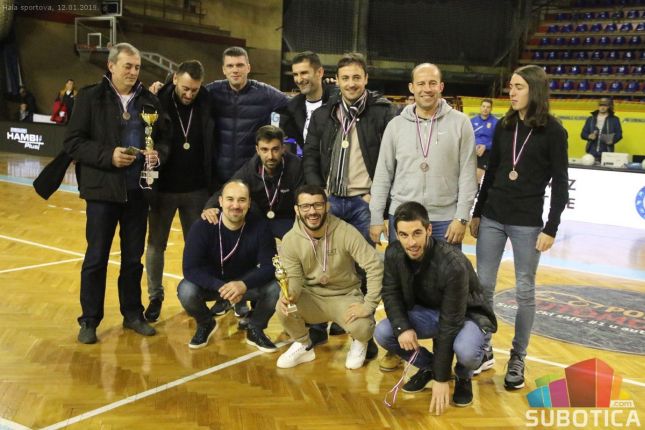 "Kuća zdravlja" pobednik 46. Novogodišnjeg turnira u malom fudbalu