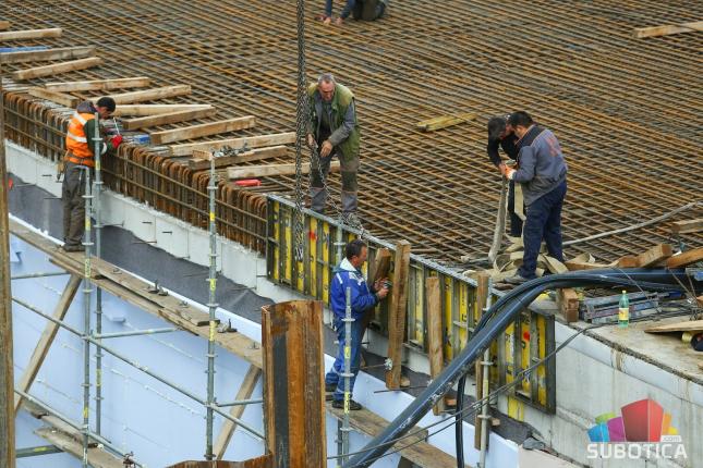 Podvožnjak kod Nove opštine biće gotov pre roka, najavio ministar Vesić