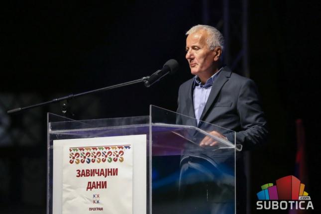 Otvorena manifestacija 8. Zavičajni dani