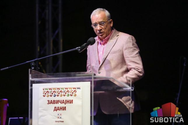 Otvorena manifestacija 8. Zavičajni dani