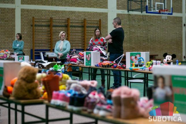 U nedelju humanitarni kotlić i bazar za Leonu, Lea i Melindu