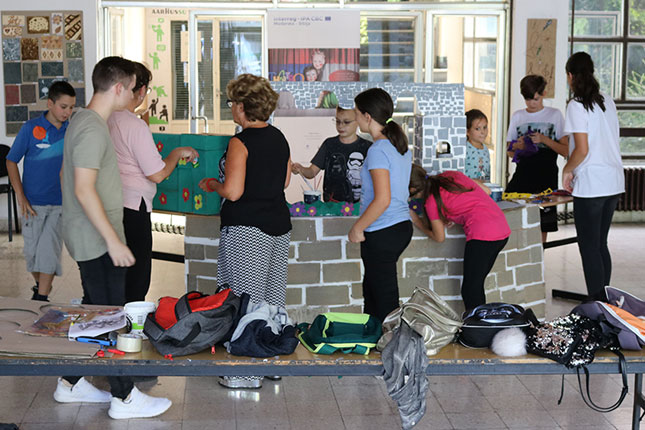 Dečja predstava u okviru Lutkarskog kampa projekta "Theatro"