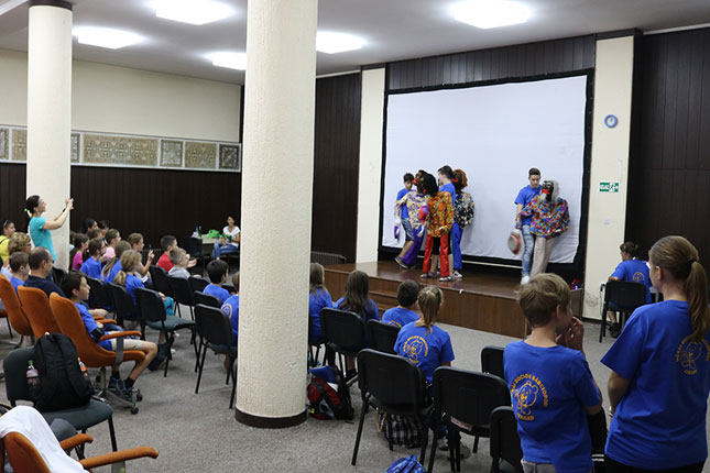 Dečja predstava u okviru Lutkarskog kampa projekta "Theatro"