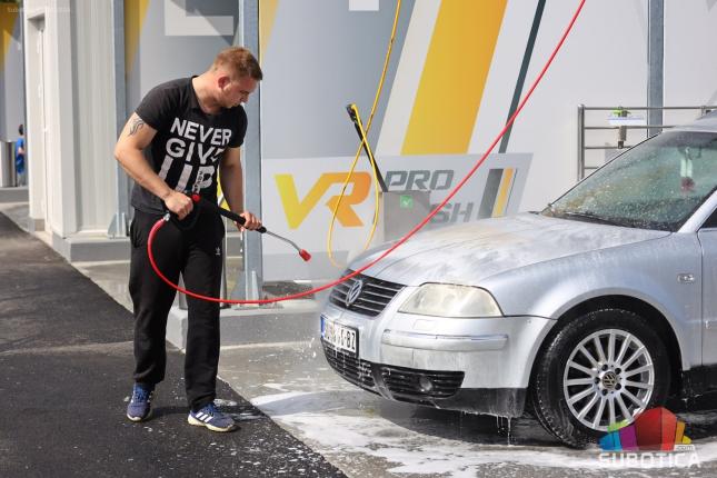 "VR Pro wash" - samouslužno pranje automobila u Ulici 51. divizije