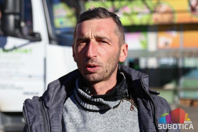 Prirodna jelka krasi sve manje domova