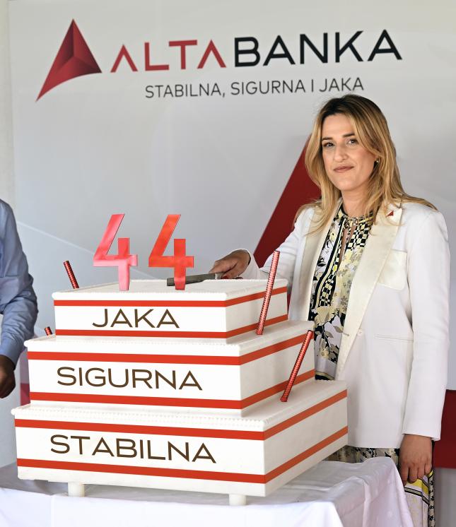 ALTA Banka proslavila 44. rođendan!