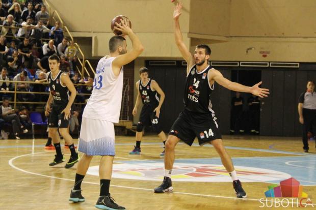 Košarkaši Spartaka u tesnom meču poraženi od Partizana (89:92)