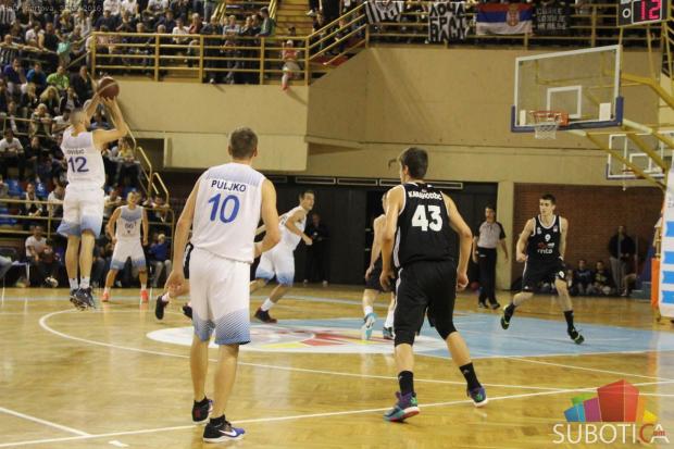 Košarkaši Spartaka u tesnom meču poraženi od Partizana (89:92)