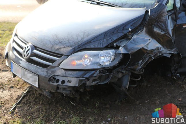 Četiri automobila učestvovala u saobraćajnoj nezgodi kod Medicinske škole