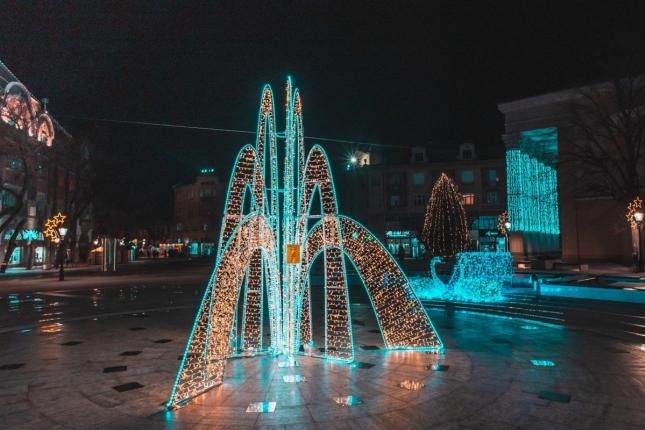 Subotica zablistala novogodišnjim sjajem