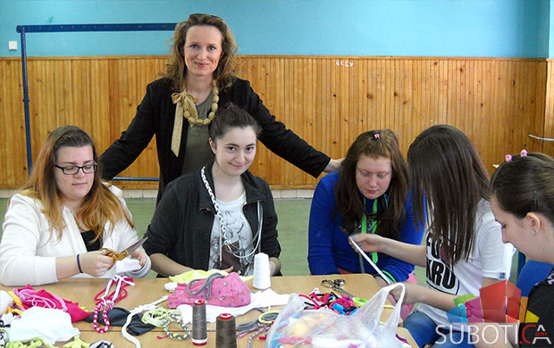 Šivaća mašina - u prstima!