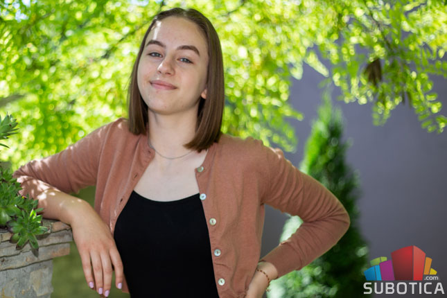 Oni dolaze: Dorka Dudaš, učenica generacije OŠ „Vuk Karadžić“ Bajmok