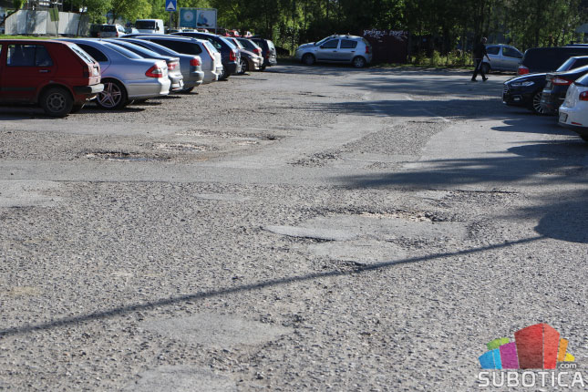Uređenje parkinga kod Hale sportova konačno došlo na red