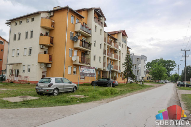 Počelo krpljenje rupa, uskoro asfaltiranje i proširivanje ulica