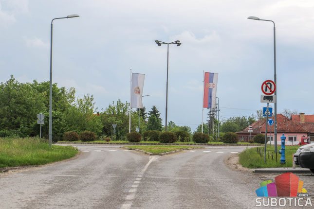 Počelo krpljenje rupa, uskoro asfaltiranje i proširivanje ulica