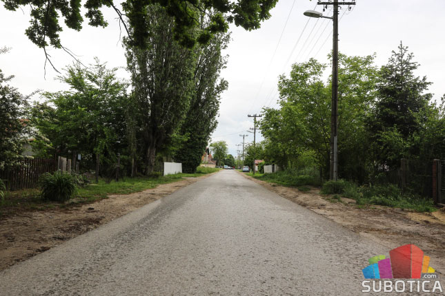 Počelo krpljenje rupa, uskoro asfaltiranje i proširivanje ulica