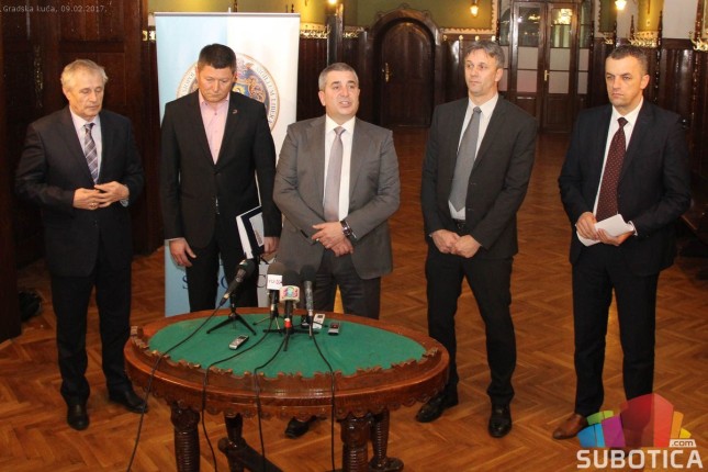 Uručen projekat za izgradnju atletske staze na Gradskom stadionu