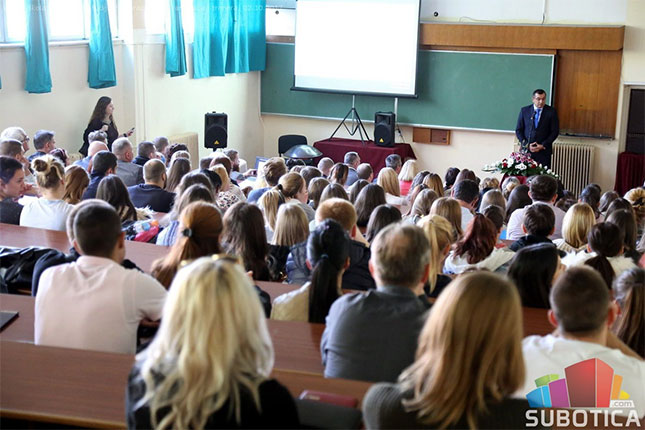 Prijem brucoša u Visokoj školi za obrazovanje vaspitača