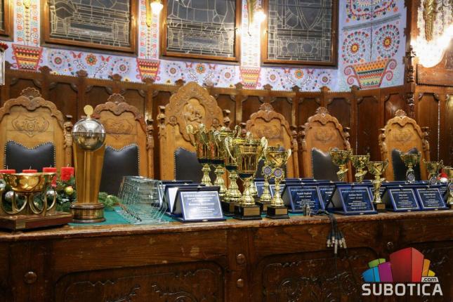 Uručena priznanja najboljim sportistima Subotice u 2021. godini