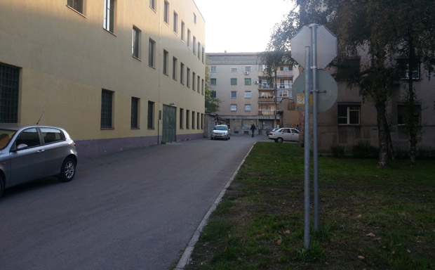 Pobeda upornih - parking vraćen stanarima!